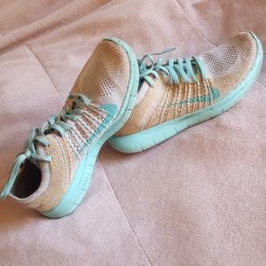 Custom Nike free Flyknit 5.0